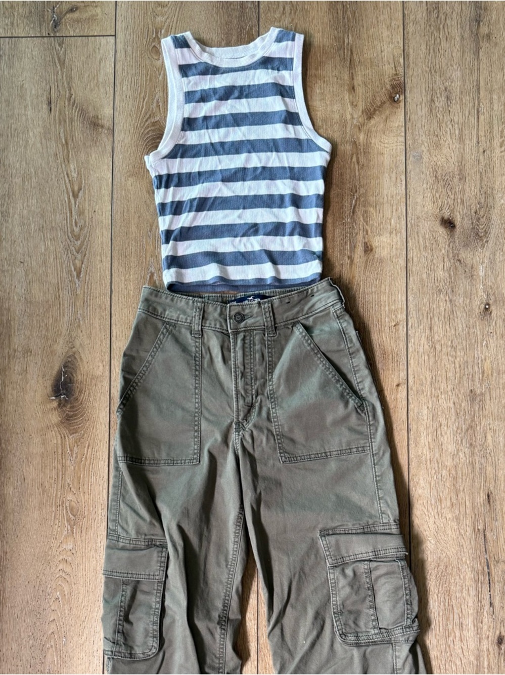 Hollister Olive Green Cargo Pants